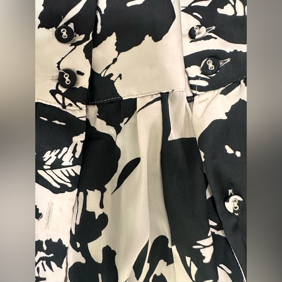 Zara Women's Cream and Black Floral‎ Print Long Sleeve Blouse Size S - Picture 14 of 16